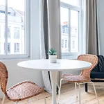 Sleek - Urban Elegance In The Heart Of Apartment