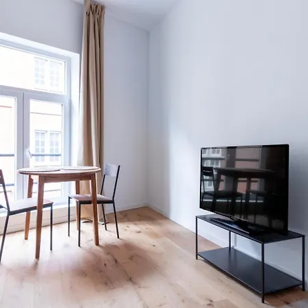 Apartment Sleek - Urban Elegance In The Heart Of Gent