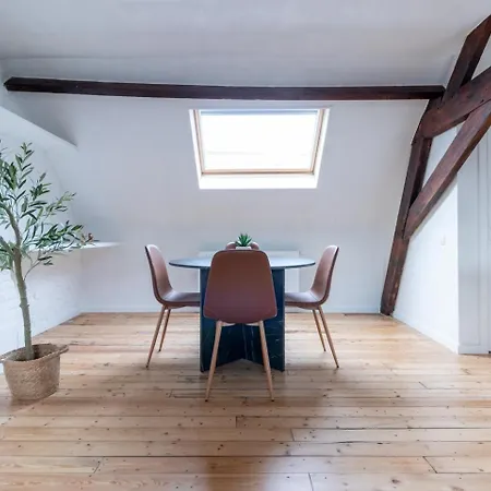 Sleek - Urban Elegance In The Heart Of Apartment Ghent