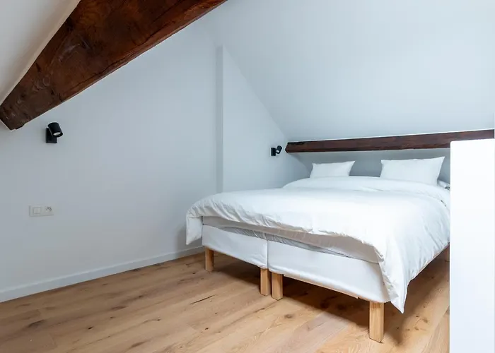 Apartamento Sleek - Urban Elegance In The Heart Of Gante