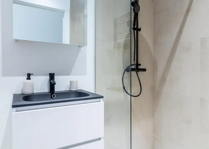 Apartamento Sleek - Urban Elegance In The Heart Of Gante