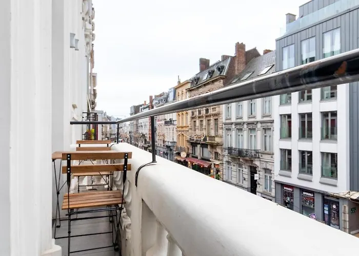 Sleek - Urban Elegance In The Heart Of Апартаменты Гент