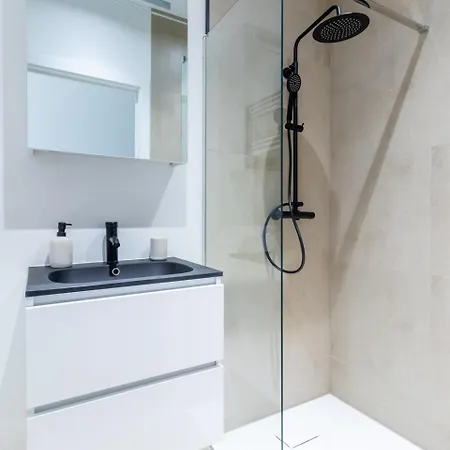 Apartamento Sleek - Urban Elegance In The Heart Of Gante